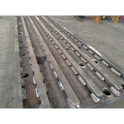 China Ore wear resistant steel plate mining linear shaker perforated plates screened vibration sieve vibrating screen for sale