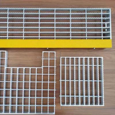 China Webforge Modern Customized Special Hot Dip Galvanized Steel Ball Joint Balustrade Metal Bar Steel Grating for sale