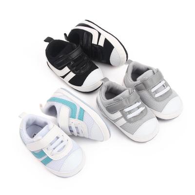 China 0-1 Years Old Breathable Baby Mesh Breathable Baby Shoes Mesh Soft Sole Walking Shoes Spring And Autumn Baby Sports Shoes Wholesale for sale