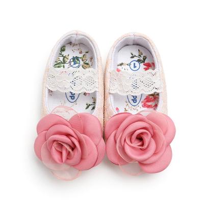 China Classic Finial Baby Shoes Breathable Soft Soled Non-Slip Walking Shoes With Headband for sale