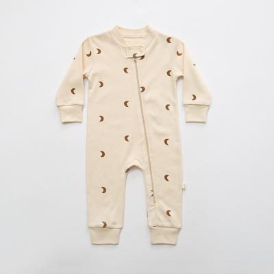 China Custom 100% Cotton Breathble Printing Pajamas Jumpsuit Set Zipper Organic Cozy Infant Baby Rompers Onesie Set for sale