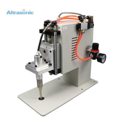 China Handheld 28k  Ultrasonic Spot Welding Machine For Nonwoven Mask Earband for sale