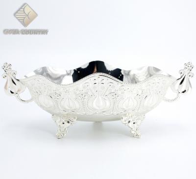 China 11 inchTulip Design Metal Boat Shape Sustainable Gold Plated Dried Fruit Bowl for sale