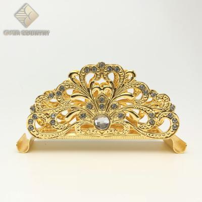 China Crown Flower Design Household Wedding Metal Modern Elegant Gold Plated Decorative Napkin Holder for sale