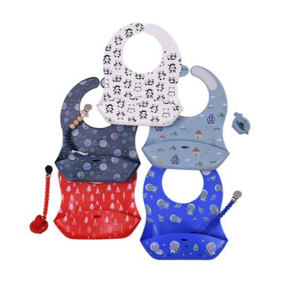 China BPA Free Funny Waterproof Silicone Baby Bib Set Custom Printed Cute Silicone Baby Bibs for sale