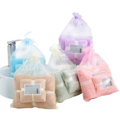 China Factory Direct Wholesale Coral Velvet Polyester Towel Bath Hypoallergenic Hot Towel Set For Mother's Day Gift Valentine Gift for sale