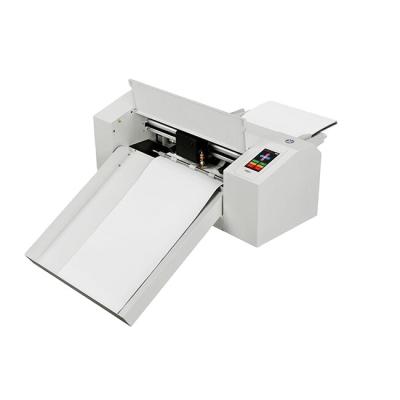 China Automatic Servo Bascocut Transfer Vinyl Sticker/PVC/Heat High Speed ​​Motor Label Cut Cutting Machine for sale