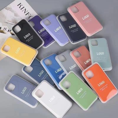 China Luxury Waterproof Silicone Cell Phone Waterproof Bags and Cases Back Custom Logo Cover For iPhone 11 12 13 Pro Max for sale