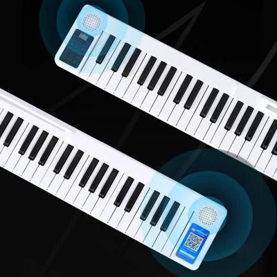 China Waterproof 88 Key Keyboard 128 Foldable Electronic Digital Tones Dual Portable Piano Speakers Piano With Sustain Pedal for sale