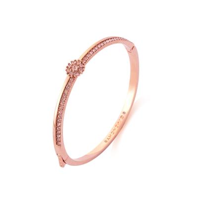 China Classic Trend Female Rose Gold Plating Simple Set Diamond Temperament Personality Women's Niche Design Bracelet for sale