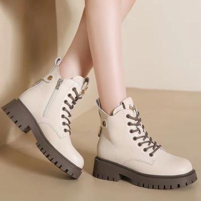 China 2022 Martin Boot Higher Quality Breathable Women's Customized Anti-skid Soft Unique Leather Boots for sale