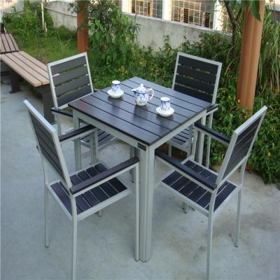 China Vintage Durable Water Resistant Outdoor Table And Chair Set Outdoor Furniture for sale