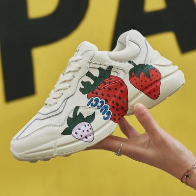 China Fashion Trend Fashion Running Sneakers For Women 2021 New Arrival Ladies Leather Trim Casual Shoes With Cute Printing for sale