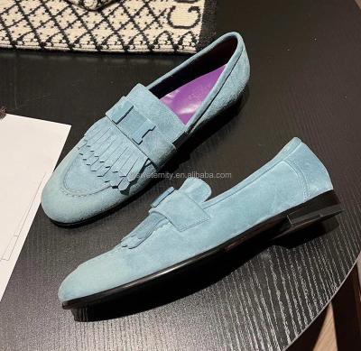 China High End Custom Handmade Royal Sheepskin Belt Buckle Round Genuine Leather Loafer Shoes Flats Suede Leather Tassel Loafer Shoes for sale