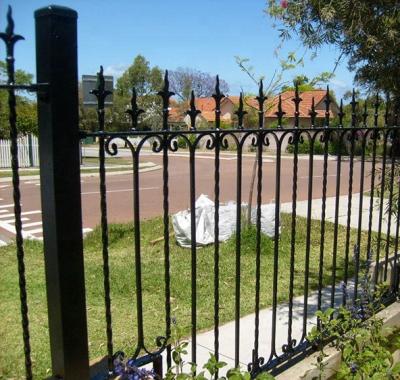 China Top Sales Easily Assembled Outdoor Artistic Iron Gate Fence for sale