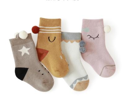 China Anti-Fault Baby Bumps NEW Wholesale Custom Infant Bumps Products Animal Foot Cotton Plush Toy Socks New Born Infant Casual Bell Winter for sale