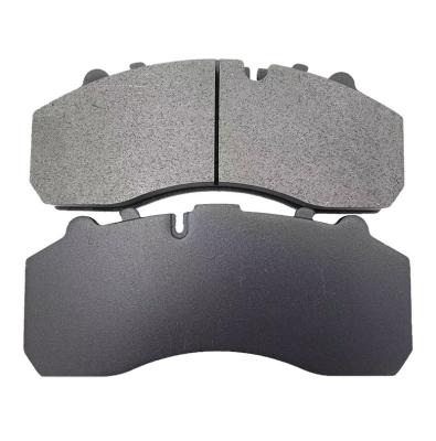 China Automotive Brake System High Quality Semi-metallic Low-steel Ceramic Auto Spare Parts Brake Pad with ECE R90 for sale