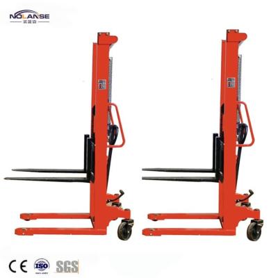 China Construction of 2020 Hot Selling Small Building Construction Cylinder Hydraulic Powered Manual Hand Lifting Stacker Forklift for sale