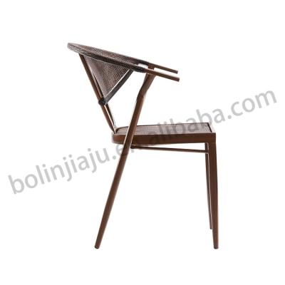 China New Design American Style Low Price Modern Hot Selling Metal Dining Chair Outdoor Garden Chair for sale