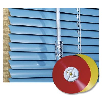 China Minimalist Waterproof Windproof Clear Aluminum Outdoor Patio Blinds Shutter Manual External Sun Shade Vertical Blinds Slats for sale