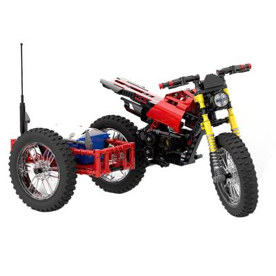 China Assembly Toy Boy Educational Gift Diy Building 547pcs Rc Motorcycle Rc Building Block Car Toy For Children for sale