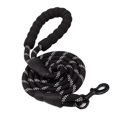 China China Manufacturer Competitive Price Reflective Pet Accessories Dog Traction Leash Reflective Walking Nylon Rope for sale