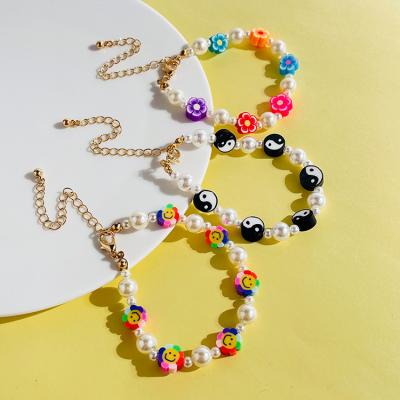 China Environmental Friendly Fashion 18k Gold Plated Colorful Smile Face Bead Adjustable Bead Flower Bracelet For Women 2021 for sale