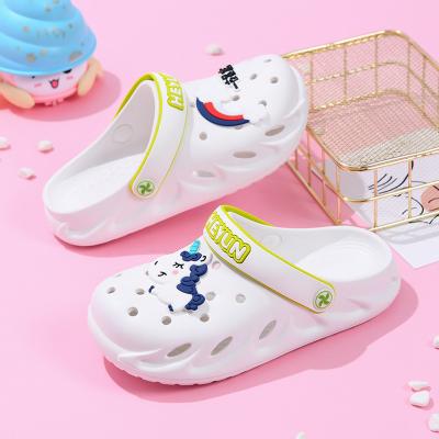 China Fashion Trend Slippers Women Sandals 2022 Flats 2022 Sandal Men Ladies Slippers Womens For Kids for sale