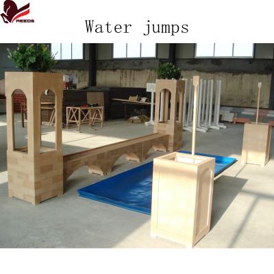 China liverpools open water flexible equestrian jumps for sale