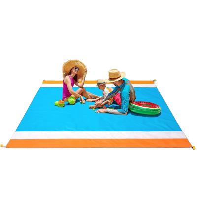 China Waterproof Lightweight Durable Fits 3-5 Adults Or Family Beach Waterproof Sandproof Blanket With Ground Outdoor Blanket For Picnics Camping for sale