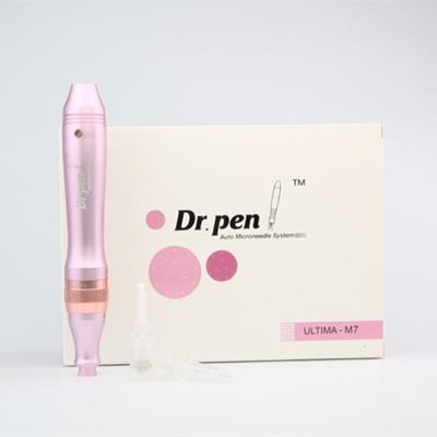 China Anti-puffiness skin rejuvenation stretch removal dermapen electric rechargeable Microneedles derma pen M7 for sale