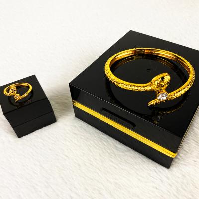 China Dubai Jewelry Bracelet Ladies 18K 24K Gold Plated Copper Adjustable Gold Plated Jewelry Sublimation Layer Above Gold Graded Bangles for sale