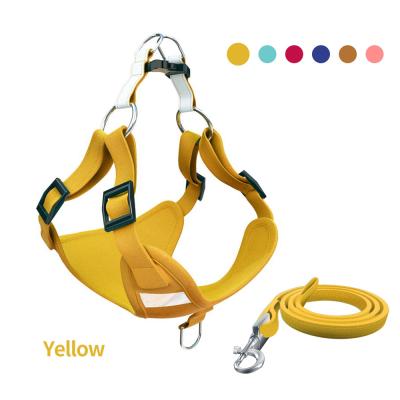 China Breathable Custom Pet Harness Rope Dog Cat Chest Dog Harnesses Reflective Custom for sale