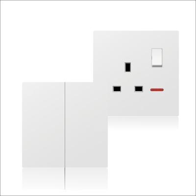 China PC FRAME 250V 13A SWITCHED SOCKET WITH LED, UK PLUG, ANT-FIRE PC 1.5MM THICKNESS METAL for sale