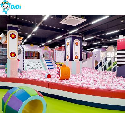 China Hot Sale Candy Theme Playground Equipment Soft Play Area Kids Indoor Playground en venta