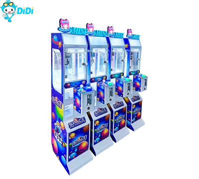 China Claw Machine Mini Claw Machine Toy For Kids Mini Claw Machine Small for sale