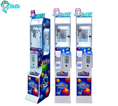 中国 Mini Arcade Crane Machine Gantry Claw Machine Plush Dolls Crane Vending Machine 販売のため