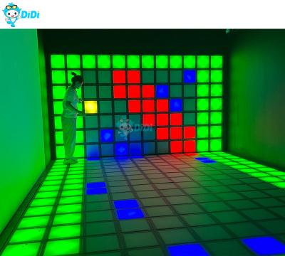 China Activar el juego interactivo de LED de piso juego de iluminación interactivo de la red de salto de suelo en venta