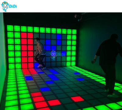 China Activar el juego interactivo de LED de piso juego de iluminación interactivo de la red de salto de suelo en venta