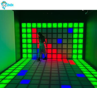 Cina Gioco Attivo Luce RGB Decorazione Interattivo LED Luce da ballo in vendita