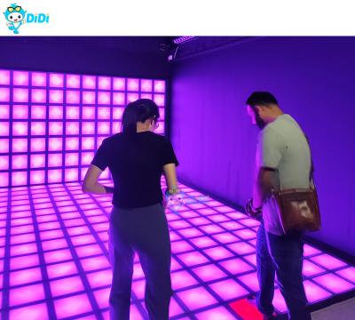 China Interactivo Conectado RGB Juego Activado LED Bailón 30 * 30cm Suministro de fábrica en venta