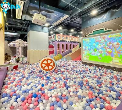 Cina Grande Parco giochi per bambini all' interno Labirinto di giochi morbidi Castello cattivo in vendita