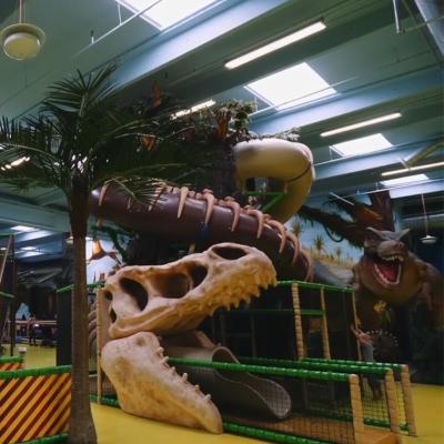 China Creando un bosque inmersivo con temática de dinosaurios patio de recreo para niños en el interior Didi fabricante de equipos de entretenimiento en venta