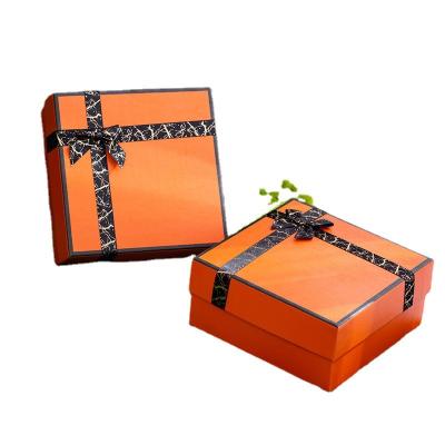 China Recyclable Chic elegant customized orange cardboard big size paper gift box packaging OEM brand with ribbon bow for sale