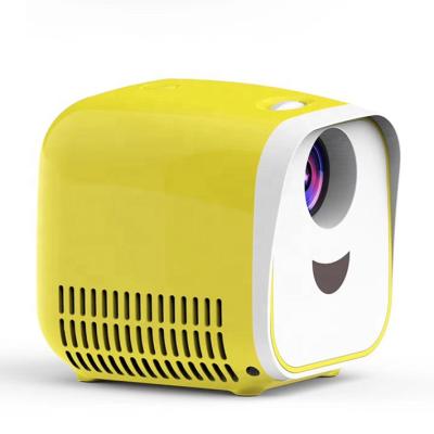 China Attractive  Home Use Items Media Player Support Portable Kids Projector For Home en venta