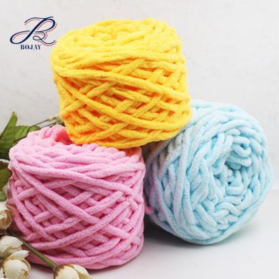 China 2017 New Style China Supplier Chunky Yarn Super Soft 100% Polyester Yarn Velvet Chenille Yarn For Hand Knitting for sale