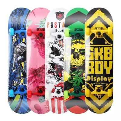 China 2022 Adults Hot Selling 31 Inch Four Wheel Street OEM Wholesale Professional Outdoor Skateboards For Adult for sale