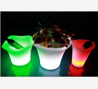 China 2019 Designs Sustainable PE Waterproof LED Ice Bucket / Color Changing Ice Bucket / Plastic Ice Bucket for sale