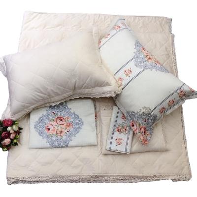 China 2021NEW STYLE EMBROIDERY VELVET BEDSPREAD 3PCS LUXURY FASHIONABLE SET ANTI-STATIC EUROPE for sale