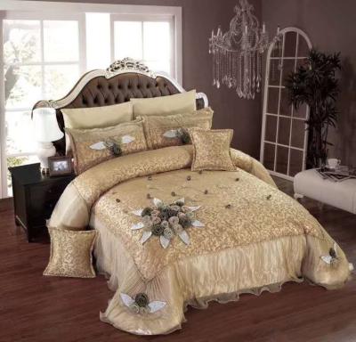 China Best Selling Porcelain Luxury Anti-Static Spread And Pillow Case Large Wedding With Lace for sale